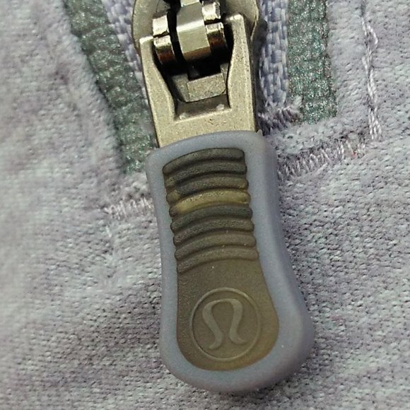 Lululemon 1/2 zip long sleeve top with back pocket 4 - Picture 6 of 8